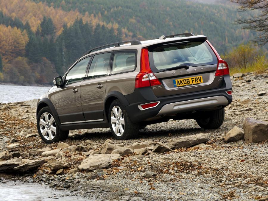  Volvo XC70 2007 года  (UK) (фото 14 из 15)